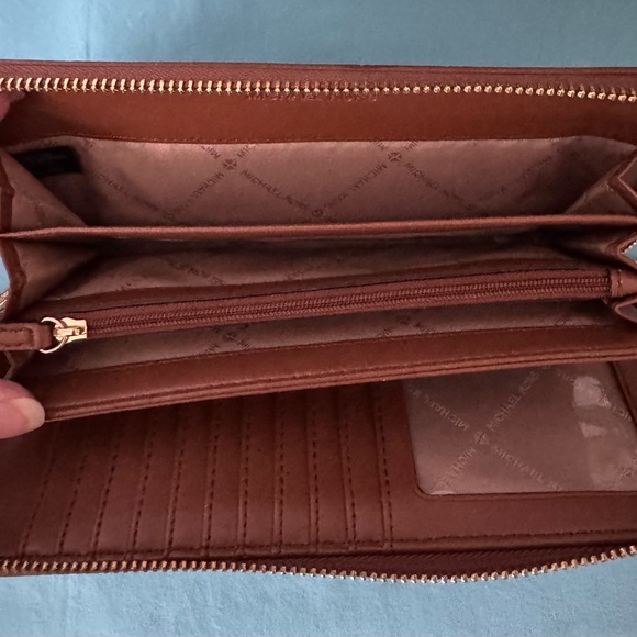 Michael Kors denim jet set continental wallet - Picture 4 of 5